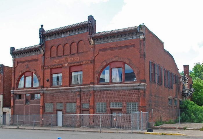 Bijou Theatre - 2000S Photo Of Building (newer photo)